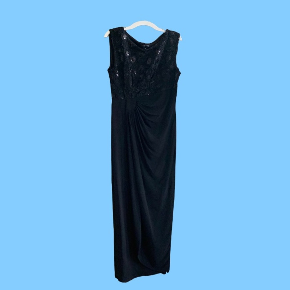 Black floor length gown with sequins - Picture 2 of 3